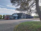 freehold pubs buxton for