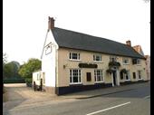 freehold pubs restaurants stradbroke