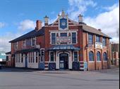 freehold pubs tipton for