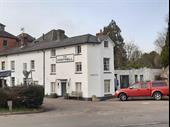 freehold pubs shaftesbury for