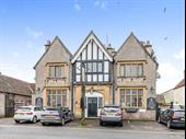leasehold pubs thornbury for
