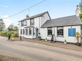 freehold pubs towcester for
