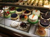 popular nationwide bakery franchise