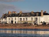 the royal hotel for