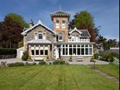 holly lodge cottage for