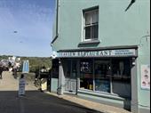 thriving café restaurant overlooking