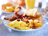 newly remodeled breakfast lunch