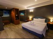 27-room hotel with sports