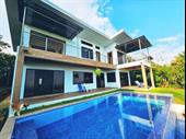 luxury oceanview villa parrita