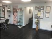 thriving unisex hair salon