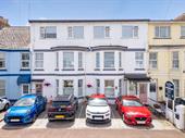excellent fourteen-bedroom coastal guest