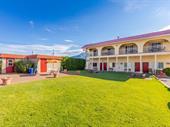 32 unit osoyoos motel
