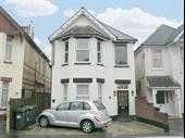 well located hmo between