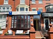 6 bedroom hotel with
