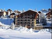 2 hotels the heart