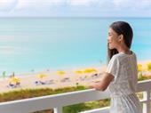 beachfront motel with cafe