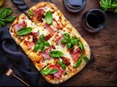 busy pizzeria restaurant for