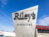 retail furniture store windsor