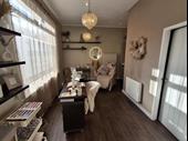 beauty therapy studio for
