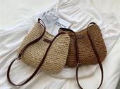 profitable e-commerce business fashion