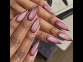 established nail spa with