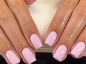 established nail spa with