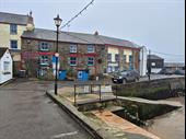 cornish quayside pub with