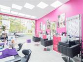busy beauty salon excellent