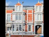 18 bedroom licensed hotel
