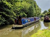 narrowboat holiday business