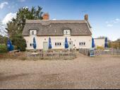 queens head blyford freehold