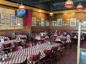 chicagoland pizzeria franchise restaurant