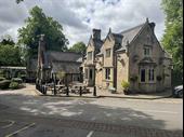 freehold pubs worsley for