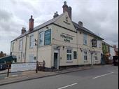 freehold pubs newthorpe for