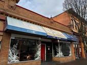 established asian restaurant chinatown