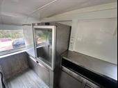 fully equipped food truck