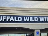 2 buffalo wild wings