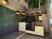 fast food snack bar