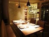 restaurant lounge business with