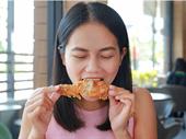 fast-food restaurant fresh chicken