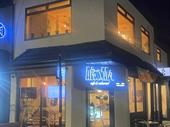 superb coffee shop for