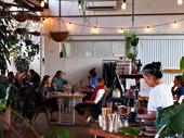 sold 5 day cafe