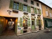 charming 16-room hotel with