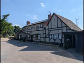 warwickshire select village freehouse