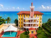 one-of-a-kind atmosphere oceanfront event