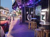 profitable music bar popular