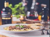 italian restaurant pizza strong