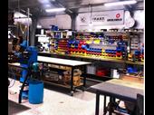 b2b manufacturer with national