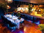substantial restaurant bar for