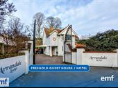 impressive freehold guest house